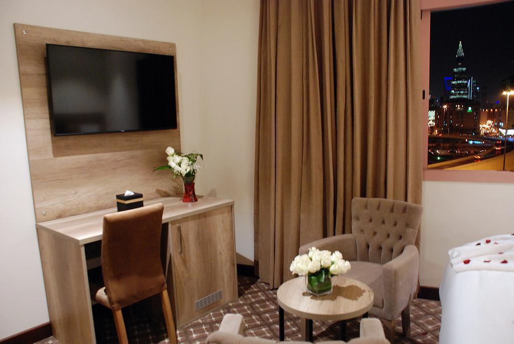 Burj Alhayat Hotel Suites Olaya Riyadh Exterior photo
